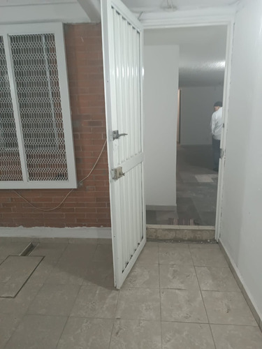 Casa En Venta Valle De Aragón 3ra Sección Ecatepec Dúplex Planta Baja