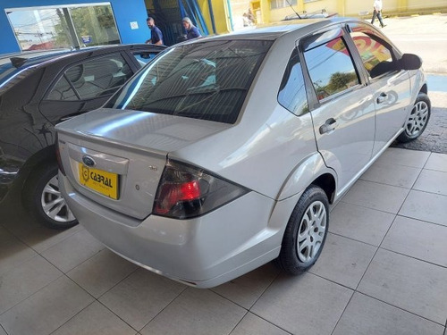 Imagem 11 de 11 de Fiesta Sedan 1.6 Rocam Se Sedan 8v Flex 4p Manual