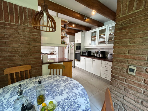 Acogedora Casa En Los Trapenses