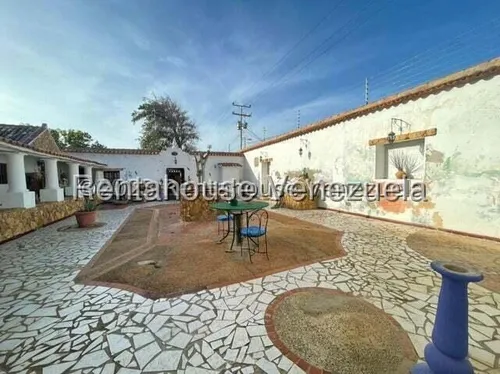 Casa En Venta Los Taques Vgi