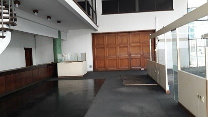 Alquilo Gran Galpón De 2600m2 En Aguada