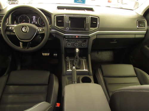 Imagen 10 de 20 de Volkswagen Amarok 2.0 Tdi 180cv Highline 4x2 At 2023