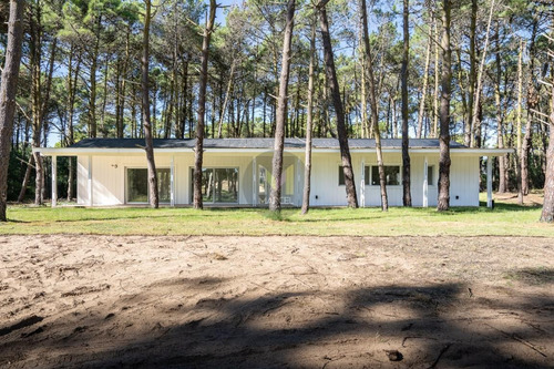 Imagen 2 de 23 de A Estrenar - 4 Ambientes - Alamos Ii Pinamar