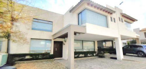 Casa En Venta En Valle De Las Fuentes Calimaya