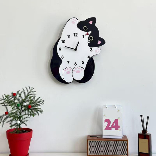 Reloj De Pared Con Diseño 30 Cm X 25 Cm Sin Cola Oscilante