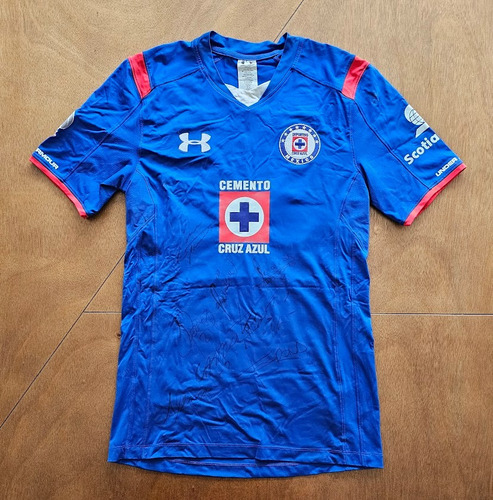 Jersey Cruz Azul Local 2014-2015 - Utilería - Omar Mendoza