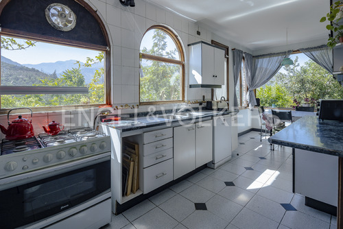 Gran Terreno Con Casa Y Cuatro Cabañas En El Arrayán