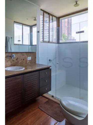 Casa En Venta En Las Lomitas. Cod V50990