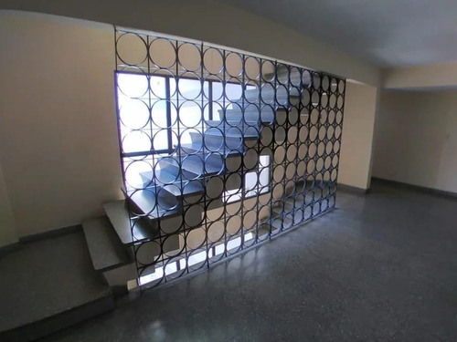 Imagen 13 de 15 de 2/amb Con Balcon Escucha Oferta