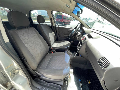 Imagen 13 de 16 de Chevrolet Corsa 2009 1.8 Gl Aa+da