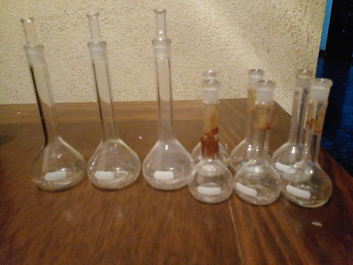 Matraz Volumetrico Pyrex 50ml Y 25ml Clase A (Usado)
