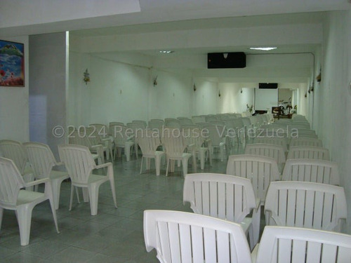 Mls #25-2853 A Pocos Pasos De La Av. San Martín