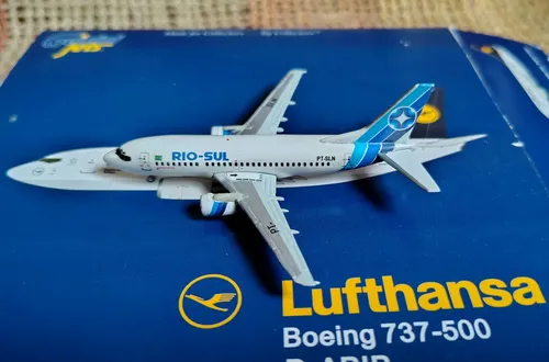 Miniatura Boeing 737-500 Rio Sul Customizada Gemini J 1:400