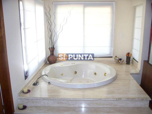 Imagen 10 de 13 de Casa Cerca De La Playa Mansa