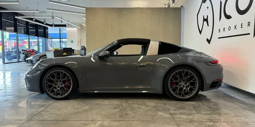 Porsche 2024 Targa 4s