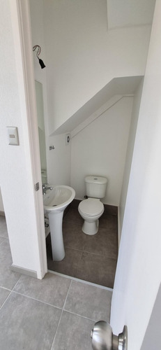 Casa Nueva 3 D A Minutos Del Centro