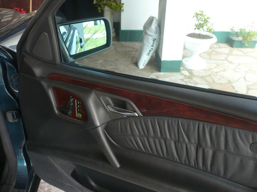 Mercedes Benz 1999