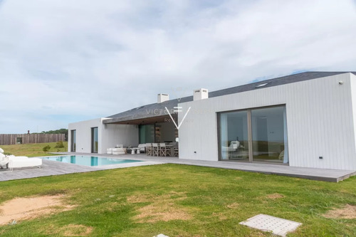 Venta Espectacular Casa La Bonita, Jose Ignacio. 4 Dormitorios En Suite (ji048)