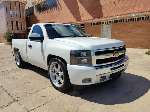 Imagen 2 de 16 de Chevrolet Silverado Lt 4x4