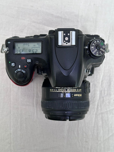 Imagen 2 de 4 de Nikon D750 Full Frame Sólo Cuerpo Correa Batería Cargador