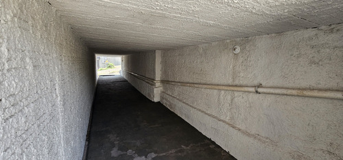 Casa De 2 Quartos Com Edícula
