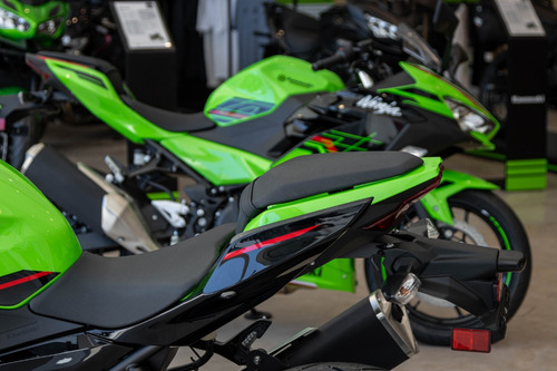 Kawasaki Ninja 400 2025 Promo De Contado.