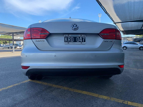 Volkswagen Vento 2.0 Sportline Tsi 200cv Dsg 2011