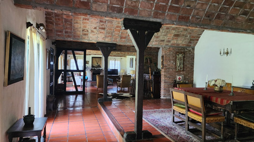 Casa Estilo Colonial Español De 5 Ambientes En Una Planta En Don Torcuato
