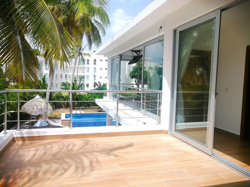 Villa En Venta En Playa Nueva Romana.
