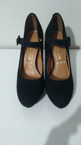 Sapato Preto, Marca Vizzano