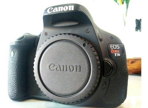 Câmera Canon T3i Semi Nova