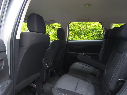 Mitsubishi Outlander 2.4 Kaiteki At 7 Psj