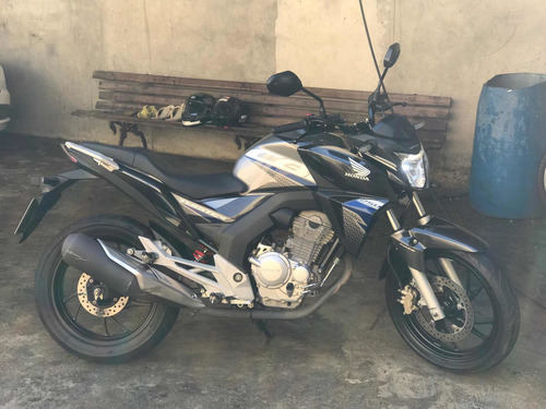 Imagem 2 de 8 de Honda Cb 250