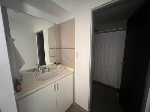 Departamento En Venta España Al 1200, Oportunidad!