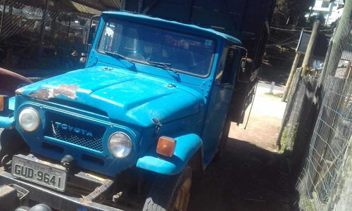 Toyota Reduzida Com Gaiola Bandeirantes 4x4
