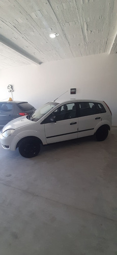Imagen 1 de 17 de Ford Fiesta Energy 1.6 2004