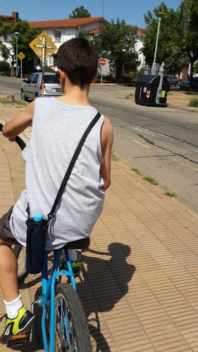 Imagen 4 de 4 de Porta Botellita Neoprene (con Botella Original Tupperware)