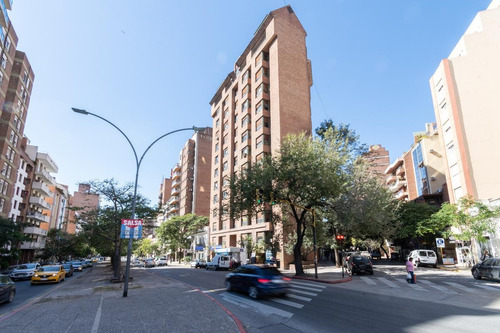 Imagen 2 de 7 de Nueva Córdoba * Local Apto Gastronomía * Mejor Ubicación