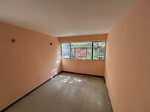 Departamento En Venta De 3 Dorm. En Peñalolén