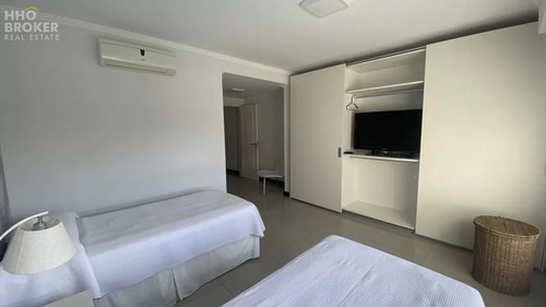 Hermoso Apartamento En Alquiler, Torre Lobos, Punta Del Este.