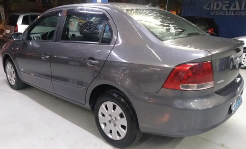 Vw Voyage Cinza 1.0/8v - 2010/2011