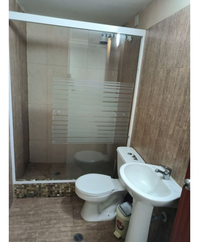 Alquilo Anexo 75m2 2h/2b/0p Sebucan