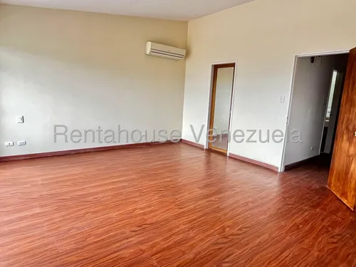 Hermosa Casa En Alto Prado