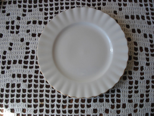 Plato Masas Royal Albert  Val D'or 18 Cm Bone China Ingles