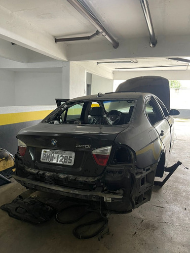 Sucata Bmw 320i 2008