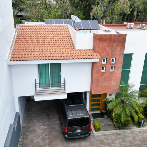 Casa Remodelada En Coto Vista Del Bosque, Cerca A La Embajada Eua