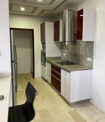 Imagen 8 de 17 de Se Alquila Apartamento En San Miguel