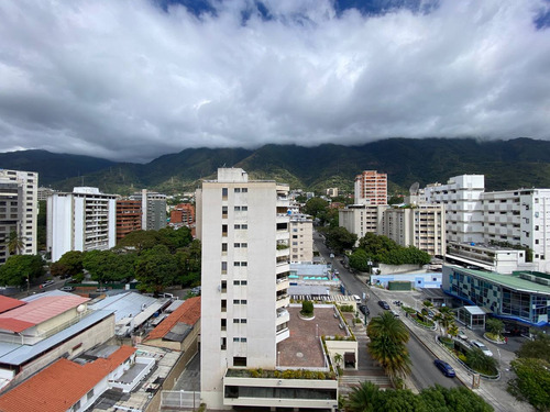 Venta De Apartamento En Los Palos Grandes, Caracas