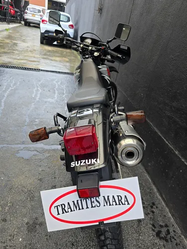 Suzuki Dr650