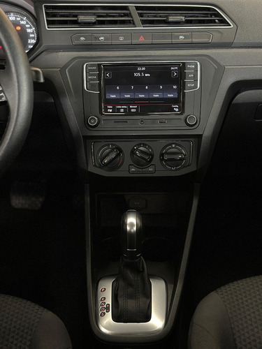 Volkswagen Voyage 1.6 16V MSI TOTALFLEX 4P AUTOMÁTICO